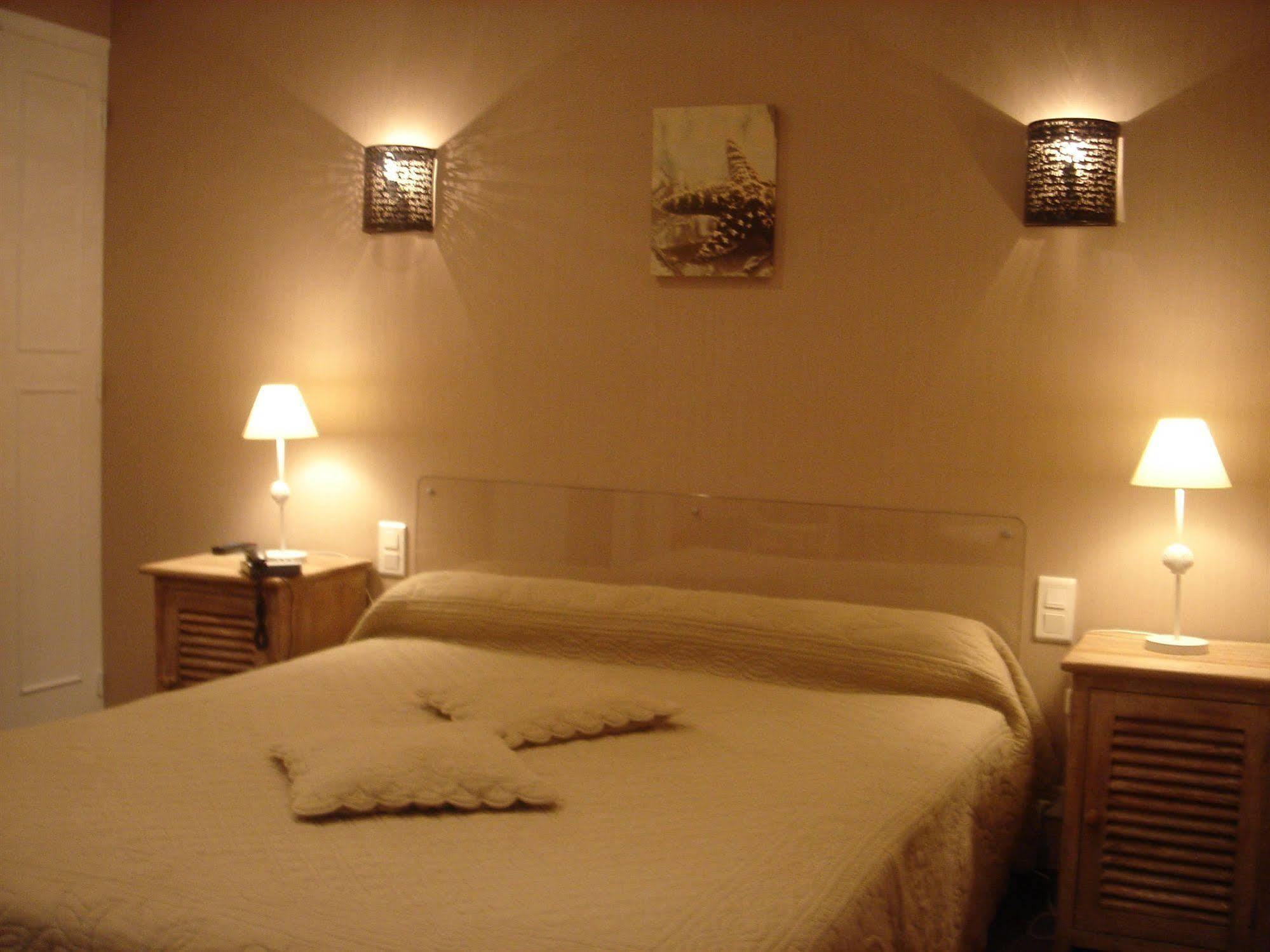 Cit'Hotel Des Messageries Saintes Eksteriør bilde